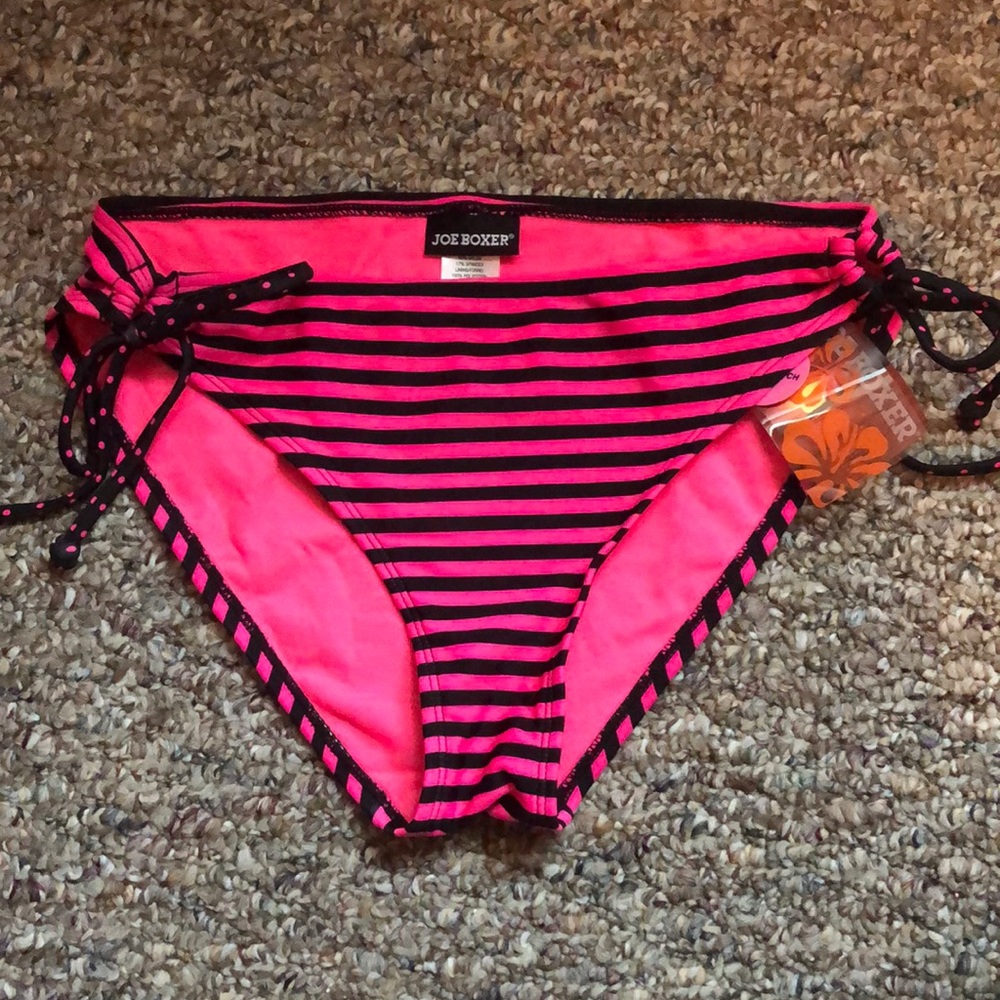 Bikini bottoms